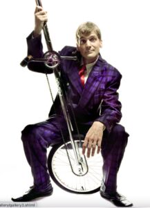 Rich Potter, artist of Cirkus In Quarantine